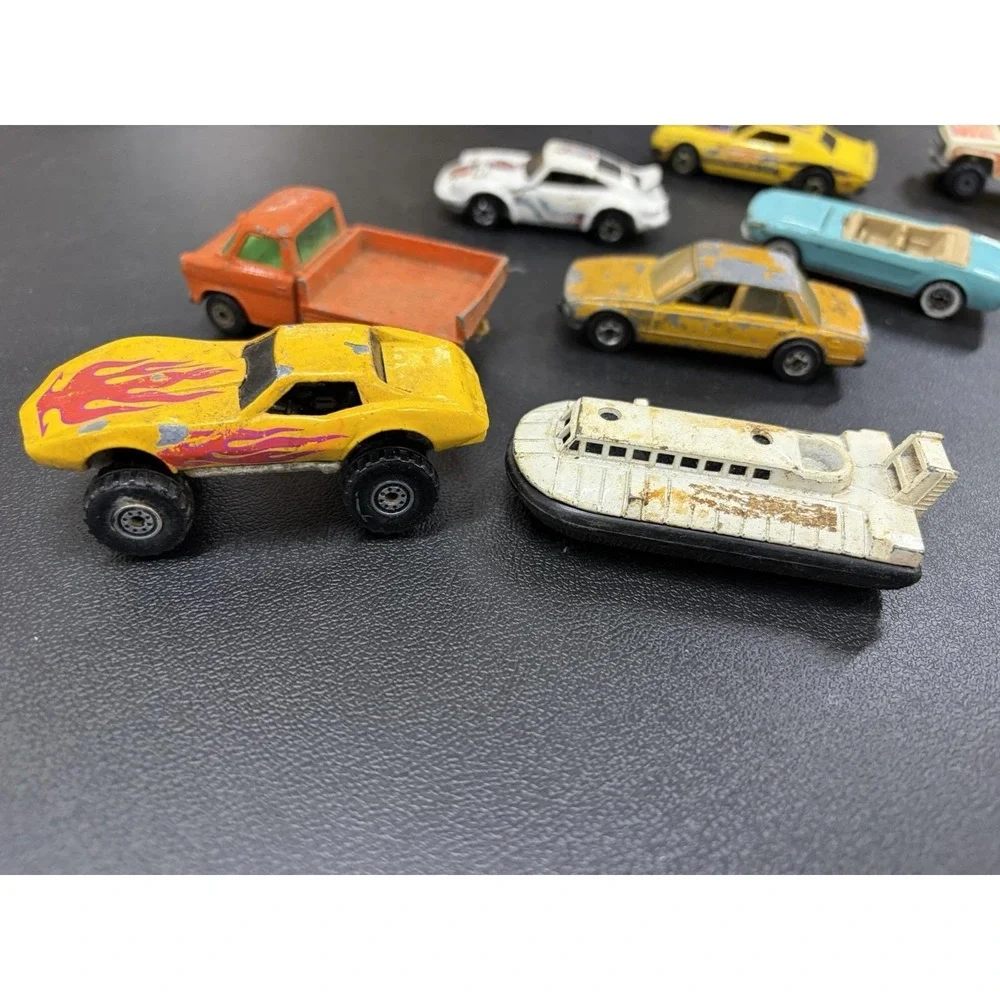 Lot of 8 1970s & 1980s Hot Wheels Matchbox Diecast Cars Trucks